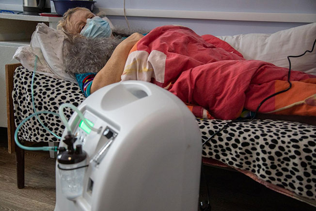 乌克兰医用氧气储备 世卫警告：24小时内将耗尽
