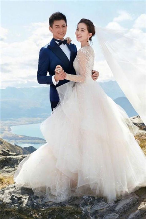 吴奇隆和刘诗诗2015年结婚，育有一子。（图／微博）