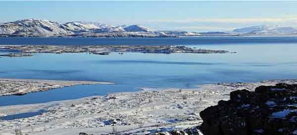 辛瓦拉瓦特湖（图）是冰岛的第二大湖。