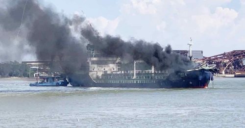 湄南河一油轮爆炸 酿1死4伤