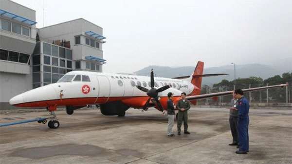 香港东面海域有运油船爆炸，港府已派飞行服务队航机到场救援。