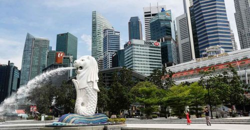 新加坡前50大富豪 身家缩水逾20%！【内附音频】