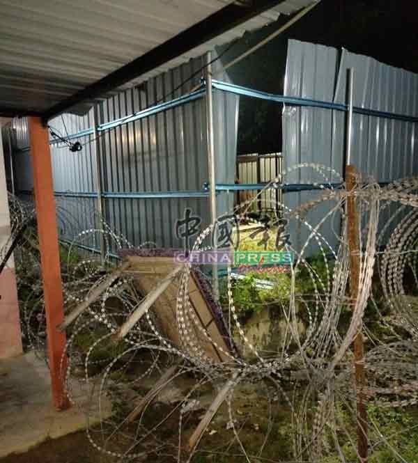 foreign workers,detention camp,escape
