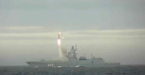 俄成功海上试射 锆石极音速导弹