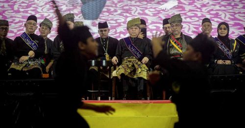 首相：发扬马来武术 捍卫穆斯林及社会团结象征