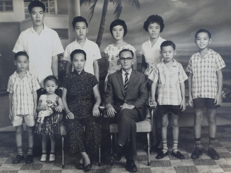 丈夫在1964年过世，林全宋独自抚养孩子。 