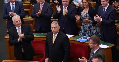欧尔班成功五连任 高票当选匈牙利总理