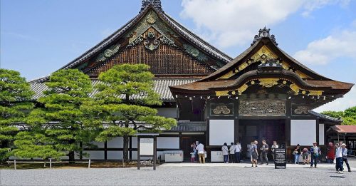 京都市陷财困 调涨观光门票