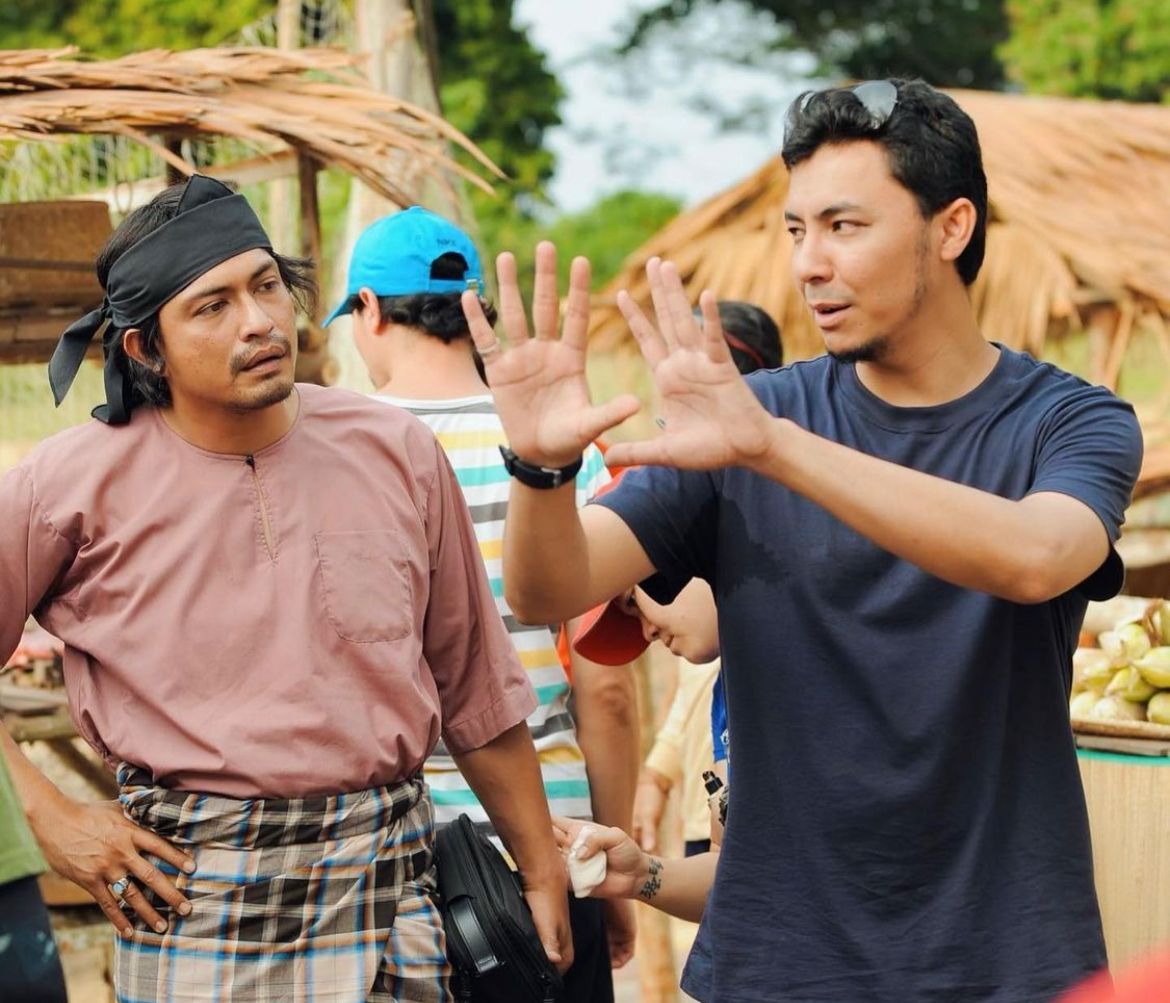 《Mat Kilau》由马来知名导演山苏尤索夫（右）执导。