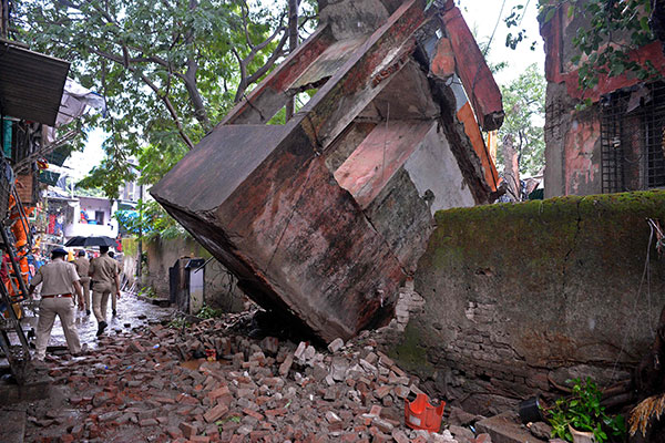 孟买 建筑 坍塌 印度 INDIA DISASTER