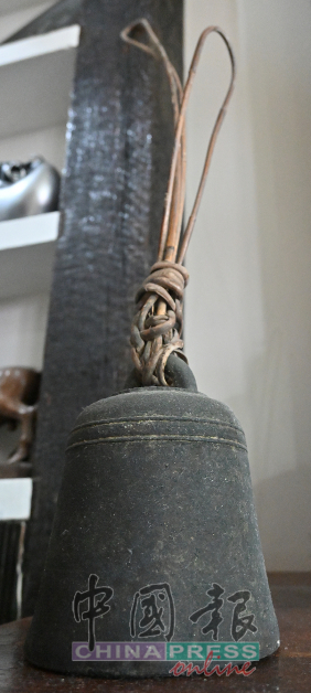 秤锤使用竹绑上，非常牢固，用了数个世纪都不会断。