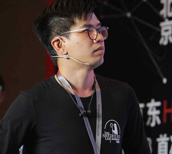 刘凯仁指出，“伪基站”技术是不法集团，骑劫目标手机信息的其中一种可能性。
