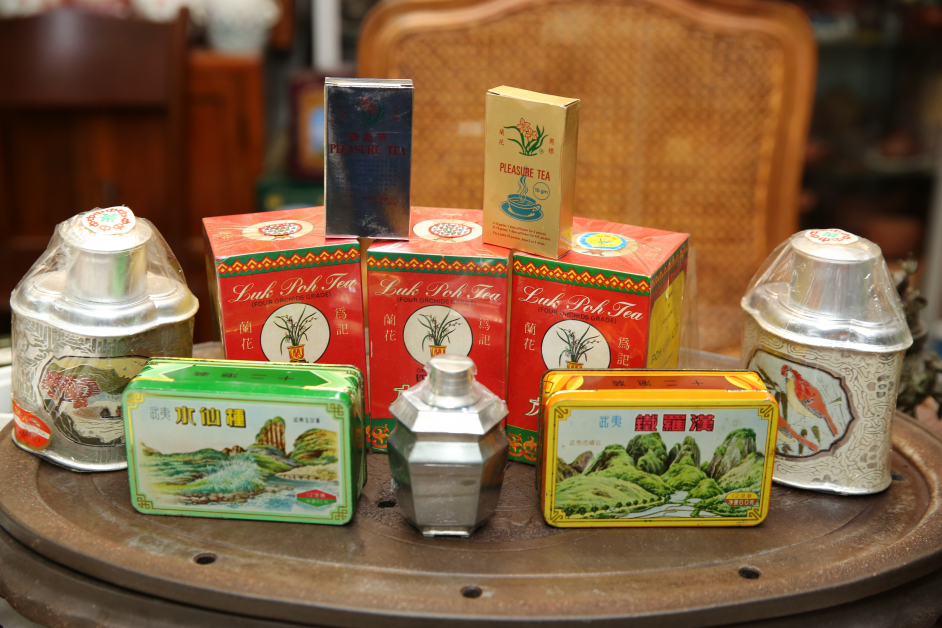 邱庆瑞最爱收藏及喜爱饮用的武夷岩茶。