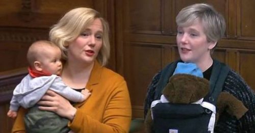 英国国会决议 坚持议员不得带幼儿至议场