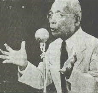 梁宇皋是马华公会发起人之一，独立后出任甲州第一任元首。