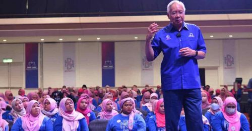 纳吉：搭不成大帐篷 希盟组小帐篷力抗国阵