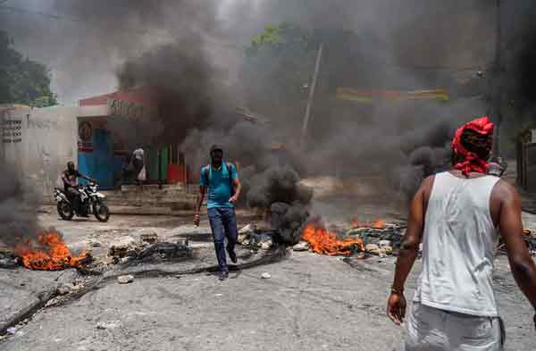 Haiti,capital,gang,conflict