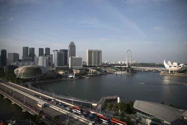 Singapore,rich family,office