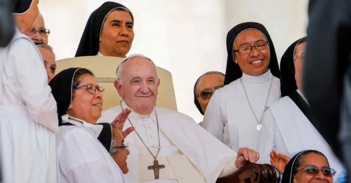 梵蒂冈创举 教宗任命3女性 遴选主教