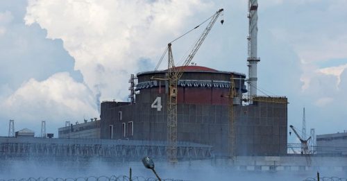 乌核电厂遇袭严重受损 泽连斯基斥俄恐怖活动