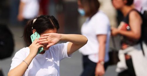 中国多地热浪来袭 罕见持续高温破纪录
