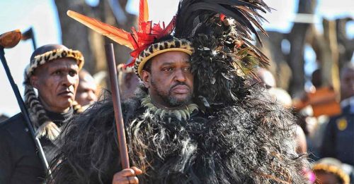 南非祖鲁族新王加冕 数千人同贺