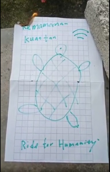 网友的乌龟符咒，让“环马义骑”欢乐一天。