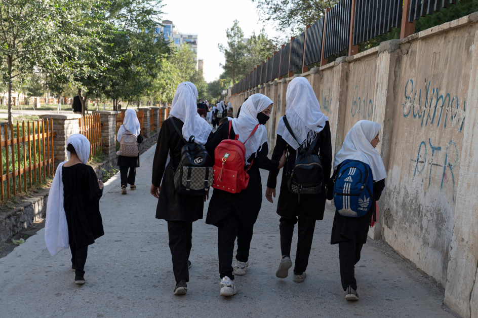 塔利班至今仍然不允许女孩上中学，但女孩的小学教育已被允许。（法新社）