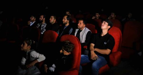 阿富汗電影院重開 37部戲 女演員僅1人