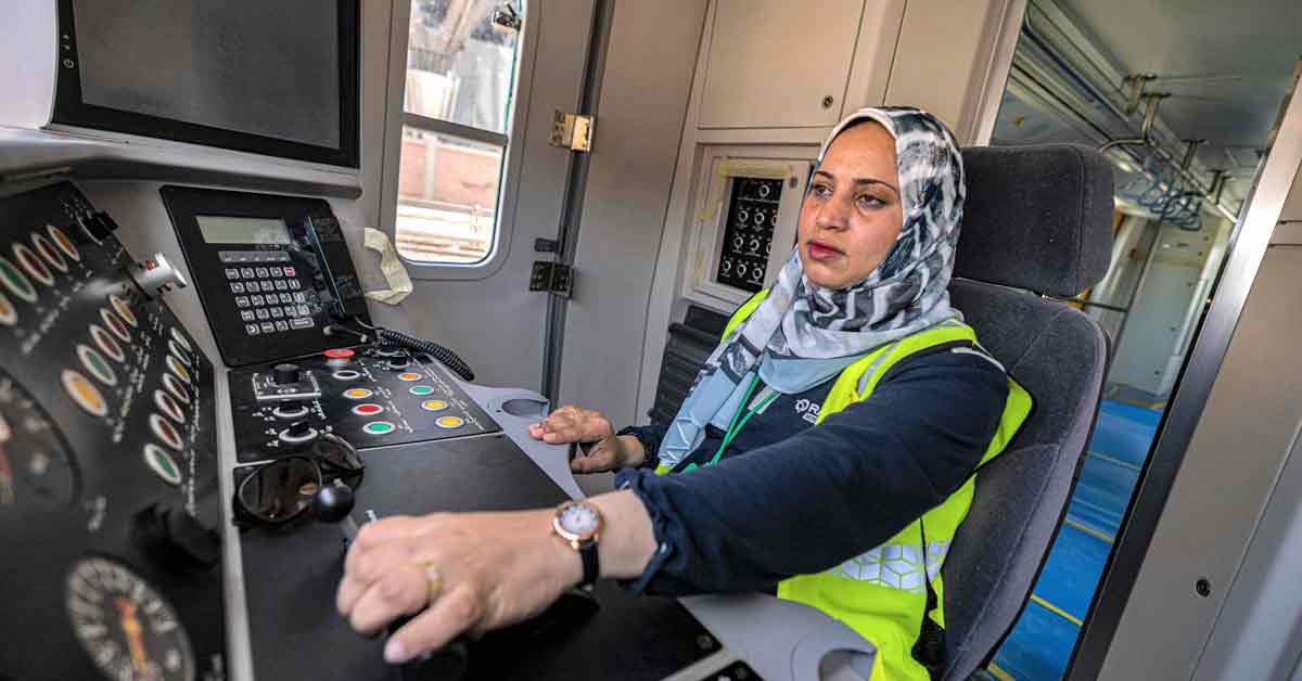 开罗地铁女司机欧玛。（法新社）