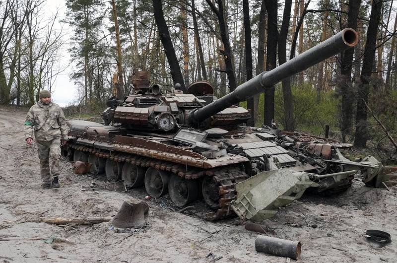 被摧毁的俄军战车。（美联社）
