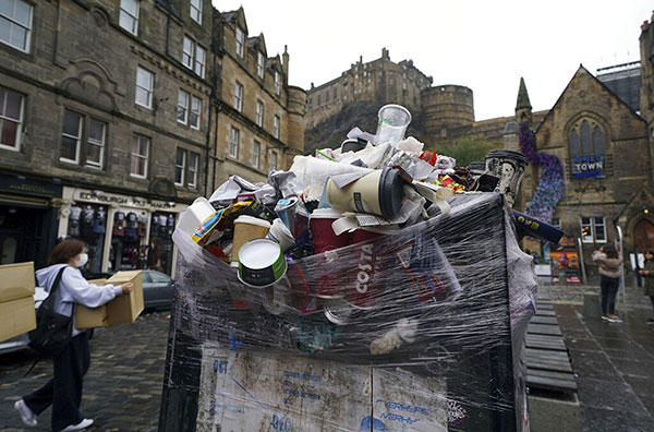 rubbish UK 清洁工 垃圾 罢工 英国