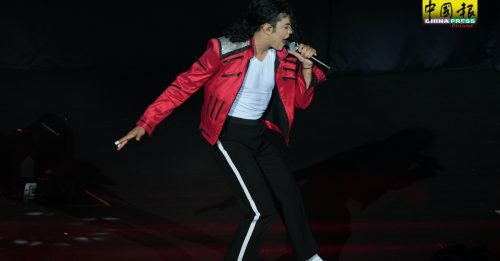 重现麦可杰逊经典 模仿艺人感激MJ