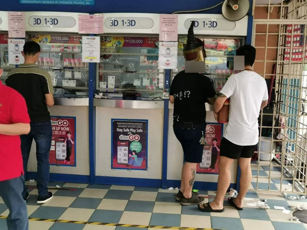 投注站,泰国神像