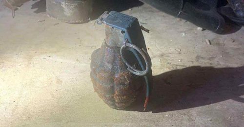 美国老兵家中 藏二战手榴弹
