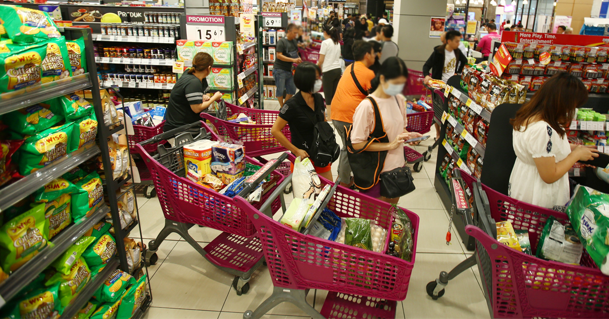 马币再贬商家无计可施 成本转嫁 涨风继续吹