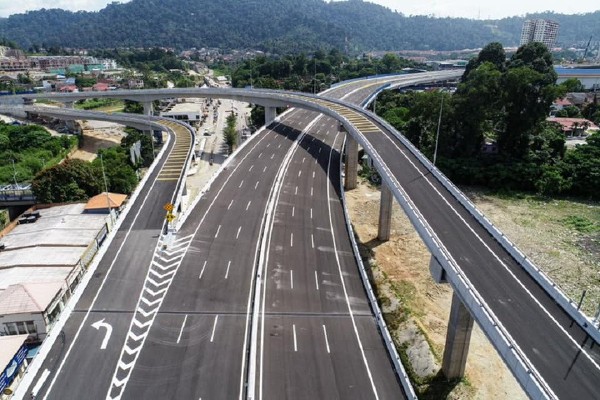 SUKE highway,淡江高架大道,SUKE大道,SUKE,SUKE opening,Sungai Besi-Ulu Kelang Elevated Expressway,巴生谷,首都高