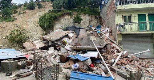 ◤四川6.8级地震◢增至72亡 24失联 石棉县又发生4.5级地震