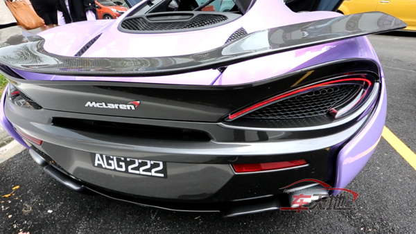 ▲McLaren GT570超跑改装德国性能和改装部件生产商Novitec品牌的后车翼，大大提高了行驶表现。