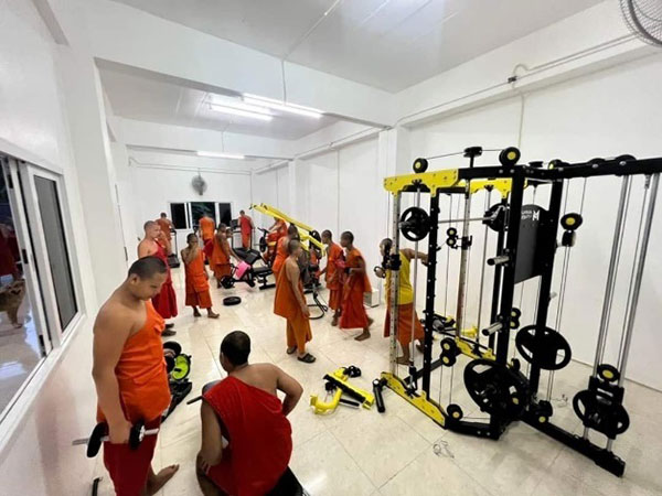 thailand sami gym 健身 寺庙 僧人 沙弥