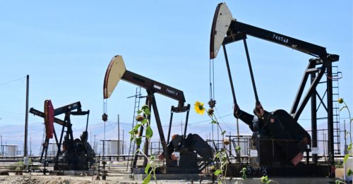 传OPEC+或减产百万桶 国际油价闻讯大涨逾4% 【内附音频】