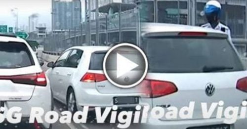 避開關卡擁堵交通 新加坡司機帶頭插隊