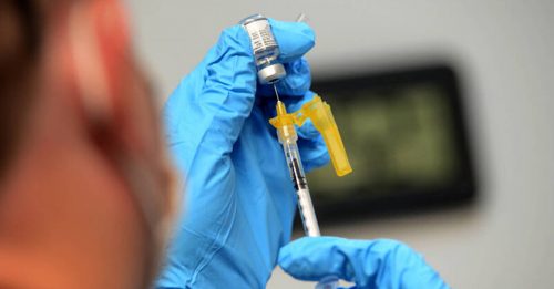 ◤全球大流行◢ 老年人拒绝施打疫苗追加剂 致英国确诊病例增加