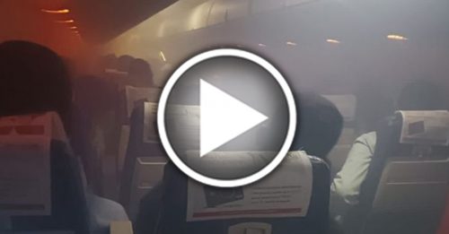 客机半空机舱浓烟密布难呼吸 空服叫乘客：为自己祈祷吧！