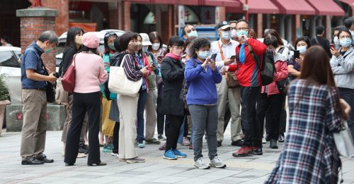 ◤全球大流行◢ 台湾新增92死 创本波疫情新高
