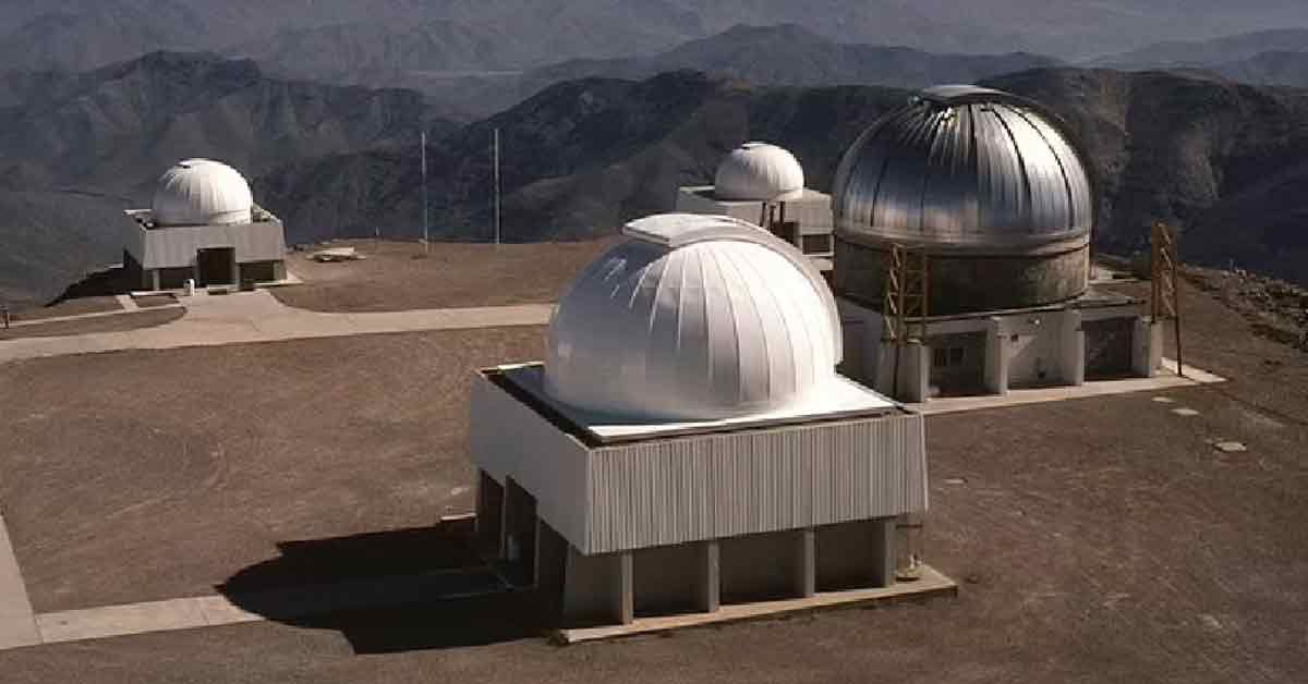 图为塞罗托洛洛美洲天文台的暗能量相机。