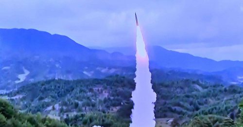 短程弹道导弹 朝鲜再发射4枚