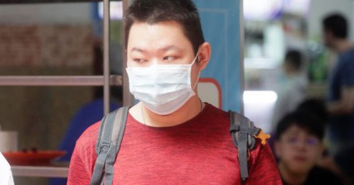 饭菜一股“尿骚味” 原来房客橄榄油掺尿