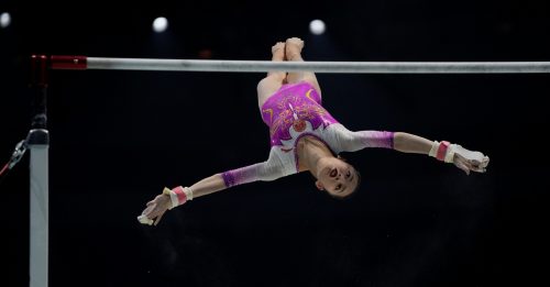 世界体操锦标赛   韦筱圆卫冕女子高低杠金牌