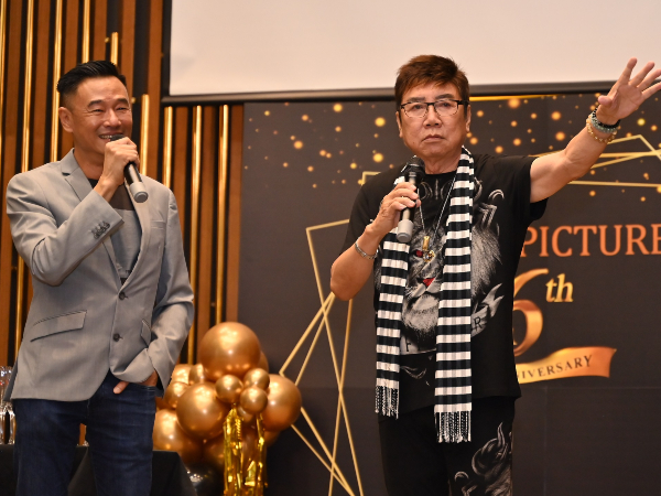 暌违荧幕14年的薛鸣（左）被导演感动而愿意“出山”；张少林（右）则表示这是一部很有水准的贺岁剧。
